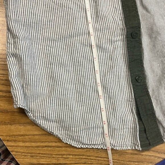 Armani Exchange Men’s Green White Slim Collarless Shirt Size L - Picture 7 of 9